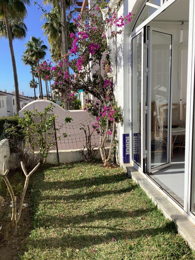 Appartement Playa Marina Club Pretty House à Málaga Extérieur photo